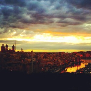 10349634_284345985060928_232635239_n